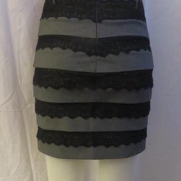 Robert Rodriguez size 2 Black & Gray Lace layered pencil skirt - Picture 4 of 5